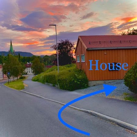 Вилла Private House-Terrace-Garden -Parking-Wifi-Smarttv Тронхейм Экстерьер фото